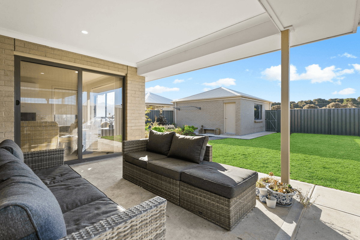 83 Princess Royal Parade, HINDMARSH ISLAND, SA 5214