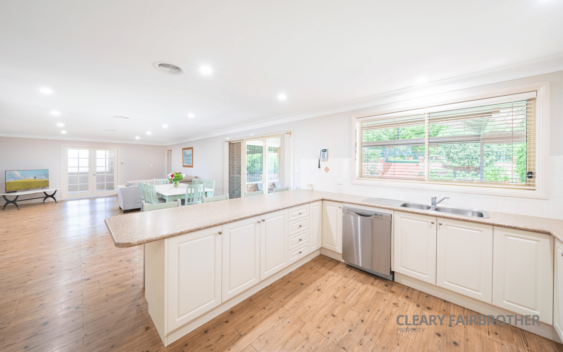 84 Darwin Drive, Llanarth, NSW 2795