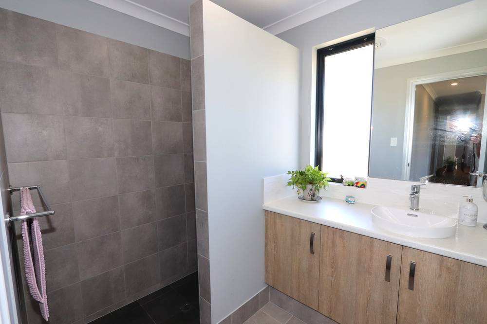 8 Wisteria Link, DENMARK, WA 6333