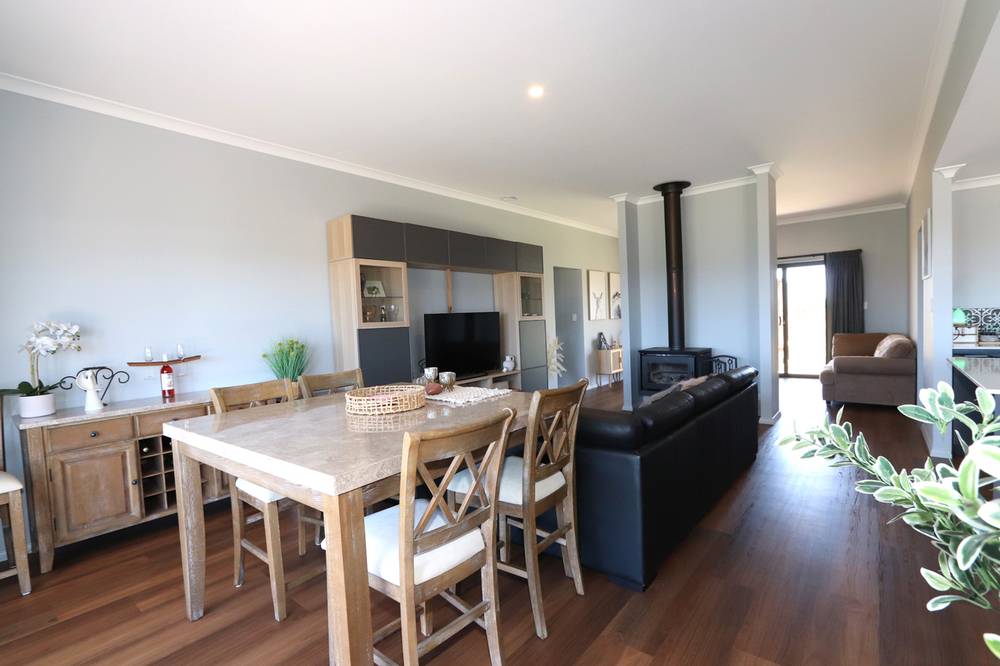 8 Wisteria Link, DENMARK, WA 6333