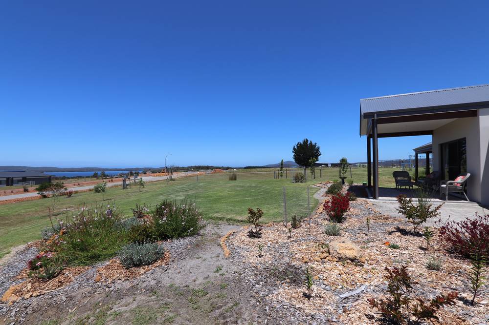 8 Wisteria Link, DENMARK, WA 6333