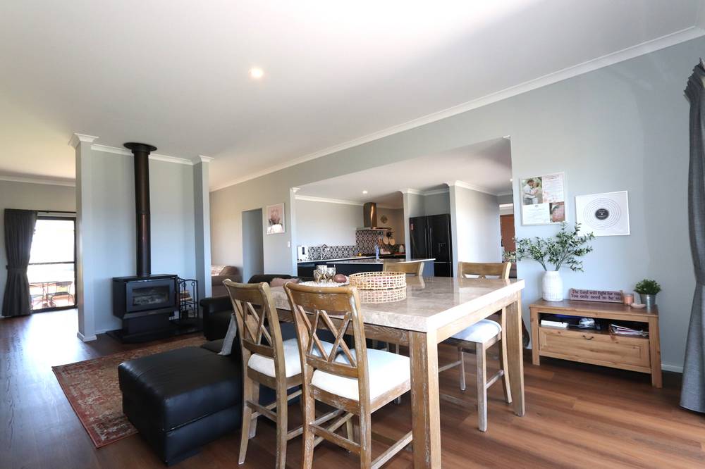 8 Wisteria Link, DENMARK, WA 6333