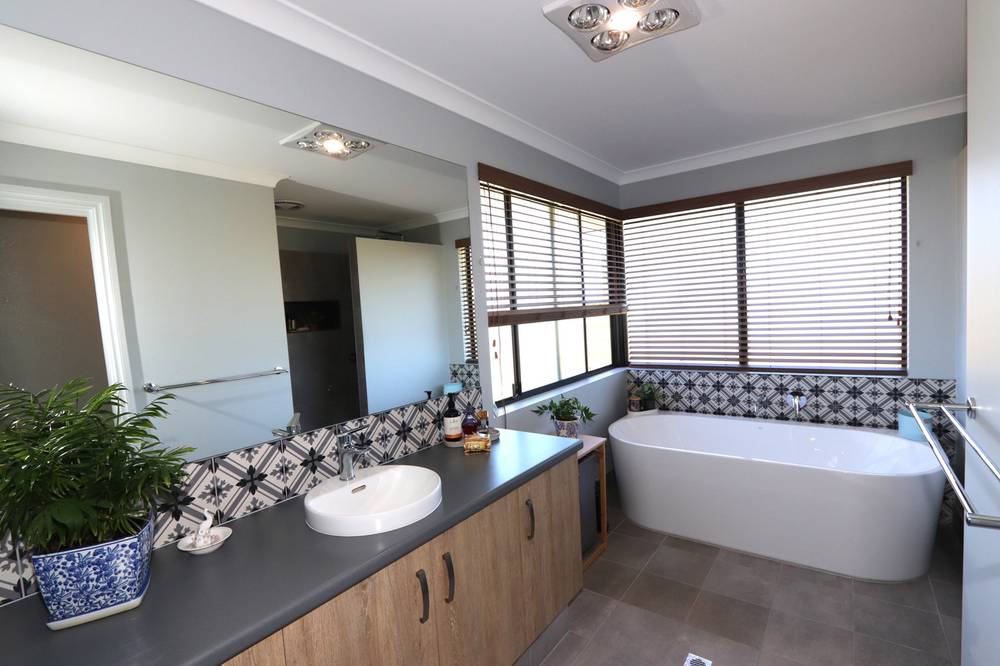 8 Wisteria Link, DENMARK, WA 6333