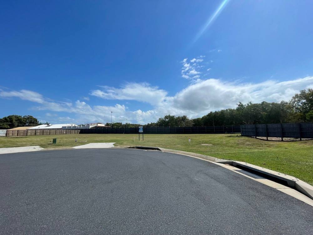 MERLE COURT, BUCASIA, QLD 4750