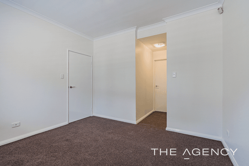 25/2 Stockton Bend, Cockburn Central, WA 6164