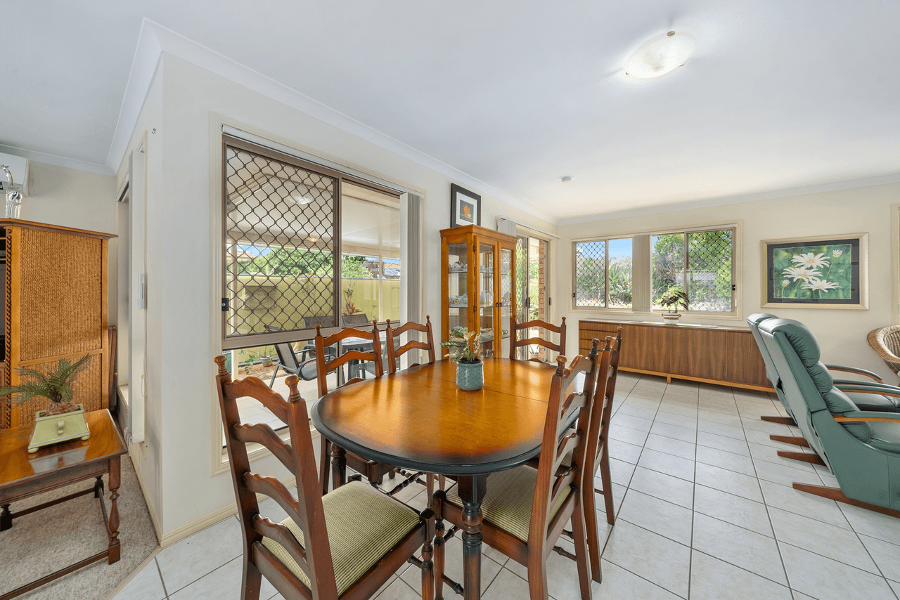 111 Nottingham Street, KIPPA-RING, QLD 4021