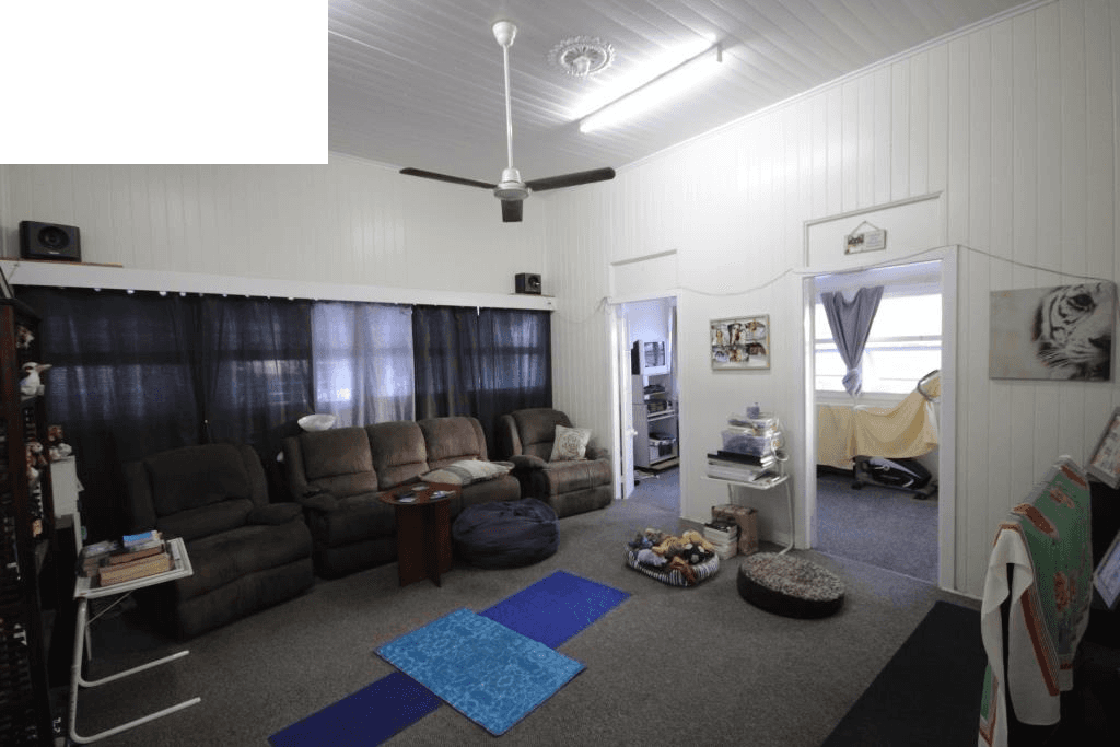 50B-50D Main Street, PARK AVENUE, QLD 4701