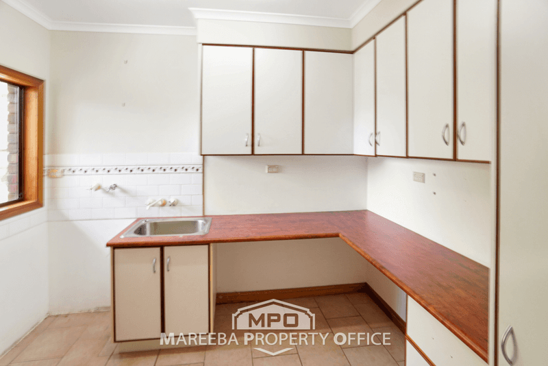 30 Avolio Drive, MAREEBA, QLD 4880