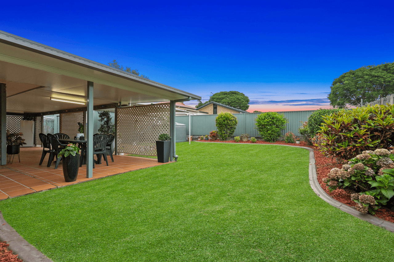 21 Calloway Place, MANLY WEST, QLD 4179