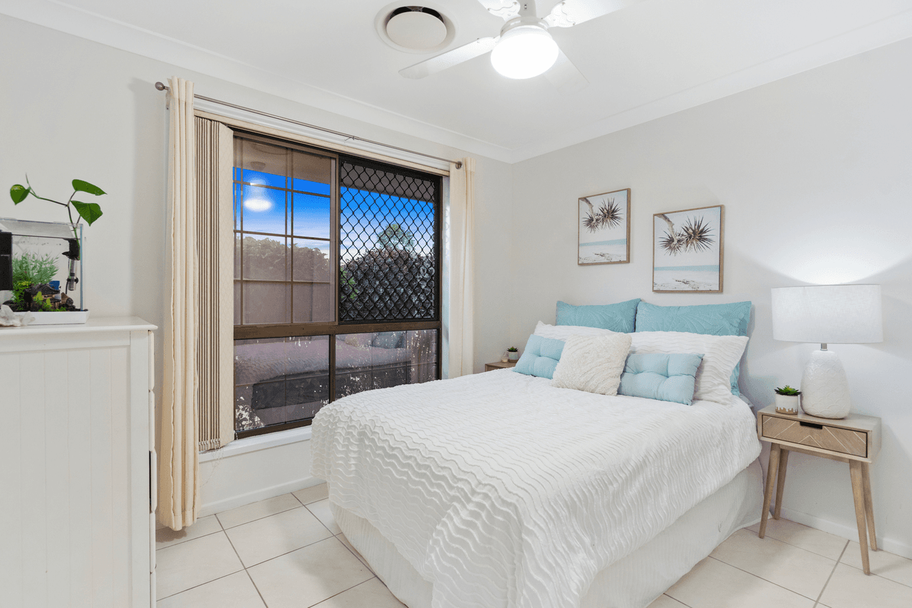 21 Calloway Place, MANLY WEST, QLD 4179