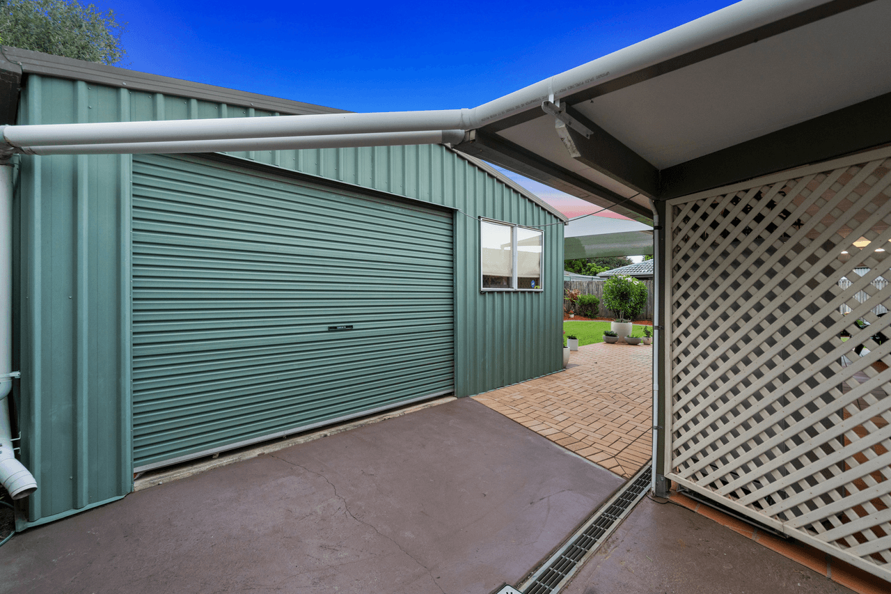 21 Calloway Place, MANLY WEST, QLD 4179