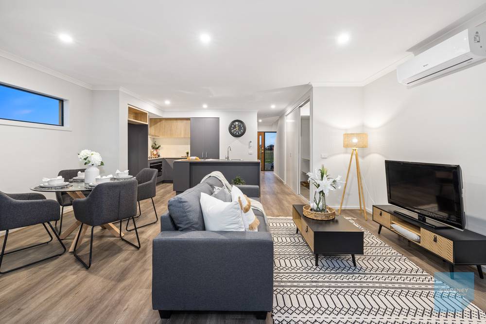 37 Adventure Avenue, FRASER RISE, VIC 3336