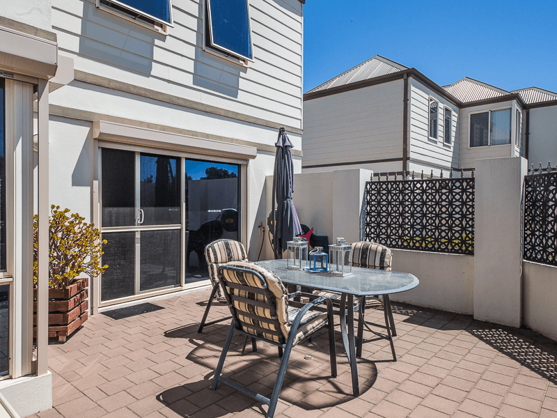 1/31 Mathoura St, MIDLAND, WA 6056