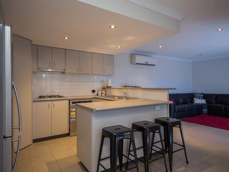 1/31 Mathoura St, MIDLAND, WA 6056