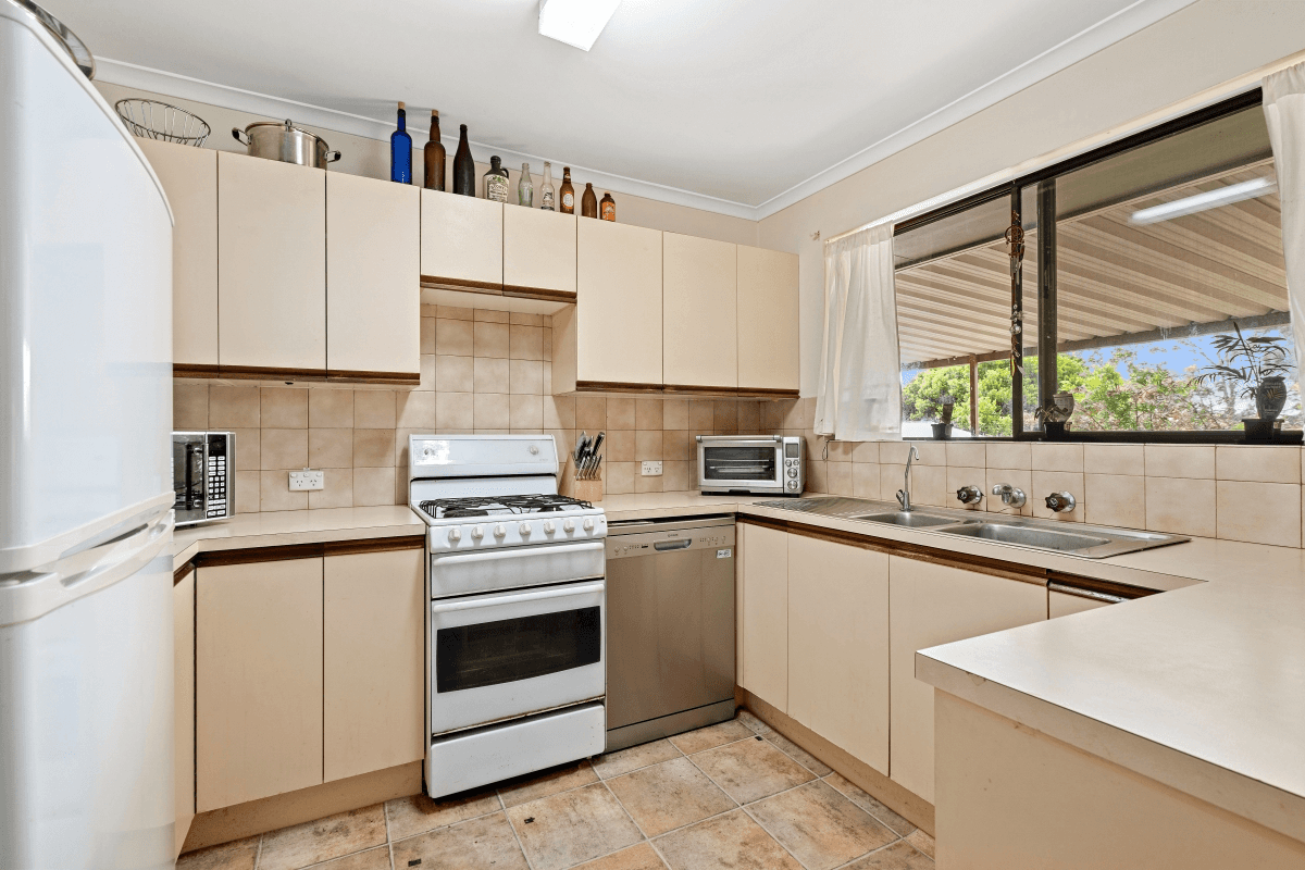 15 James Road, HAPPY VALLEY, SA 5159