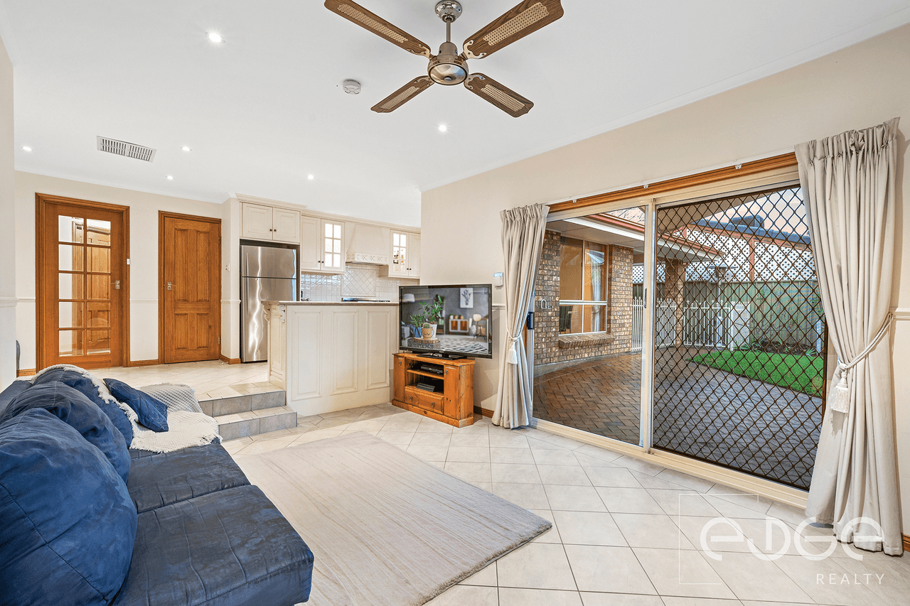 24 Dallas Court, WYNN VALE, SA 5127