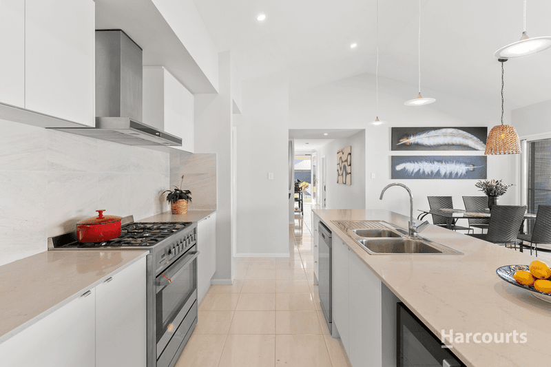 14 Lawrence Rise, Cumbalum, NSW 2478