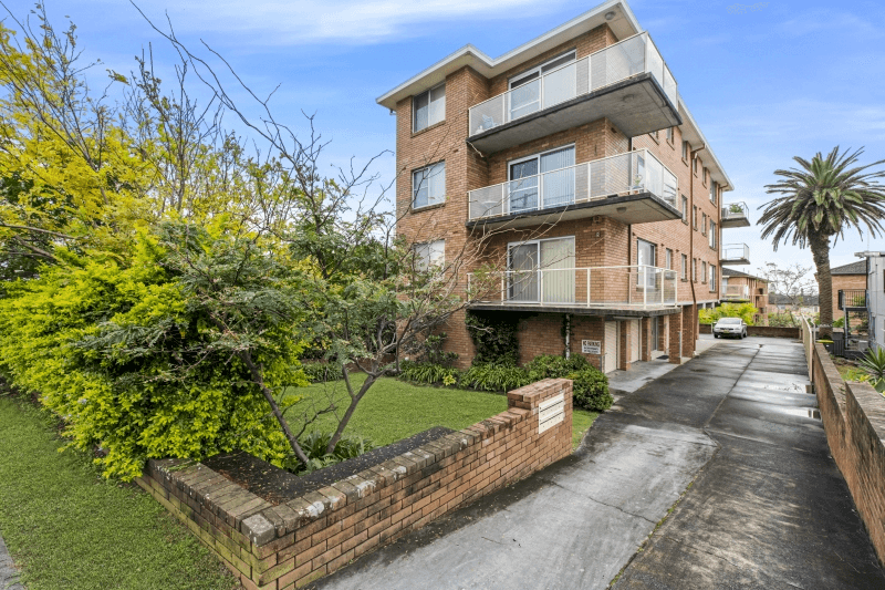 2/8 Bayview Avenue, THE ENTRANCE, NSW 2261