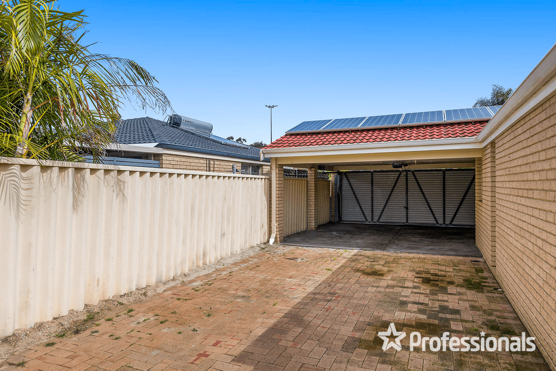 8 Peacock Green, BALLAJURA, WA 6066