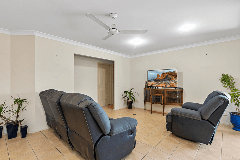 1/83 Gollan Drive, TWEED HEADS WEST, NSW 2485