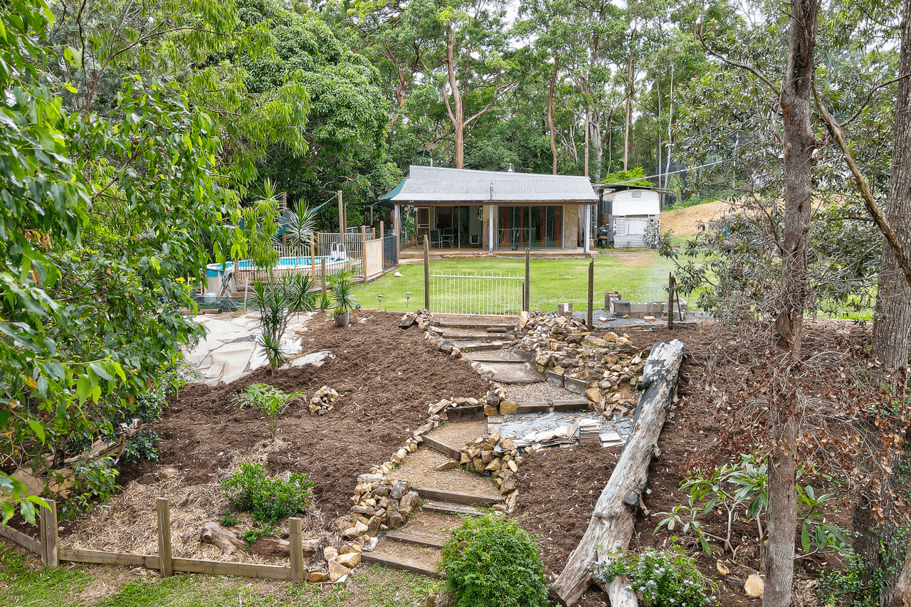 140 Hidden Valley Road, NORTH ARM, QLD 4561