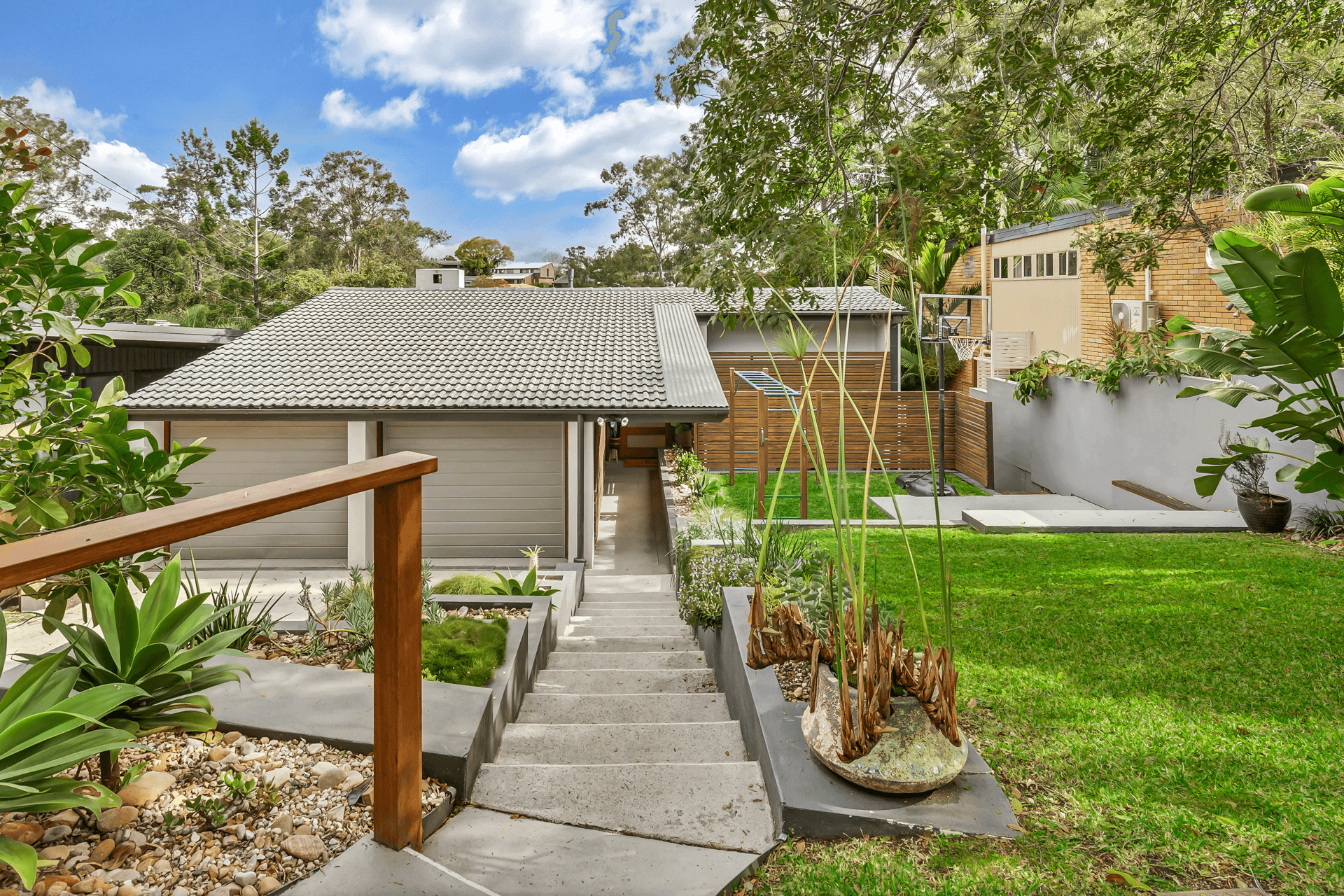 85 Ludlow Street, CHAPEL HILL, QLD 4069