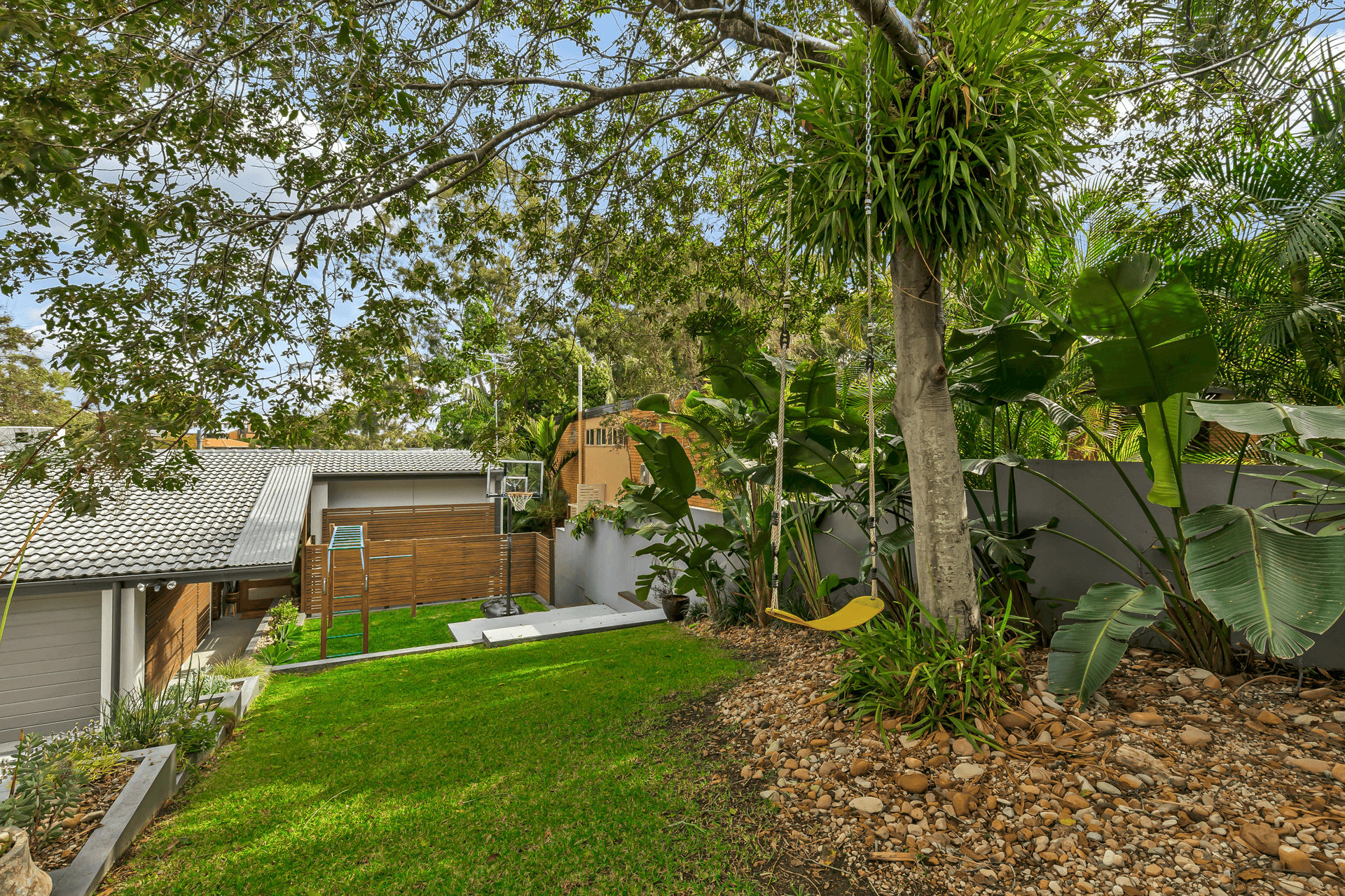 85 Ludlow Street, CHAPEL HILL, QLD 4069