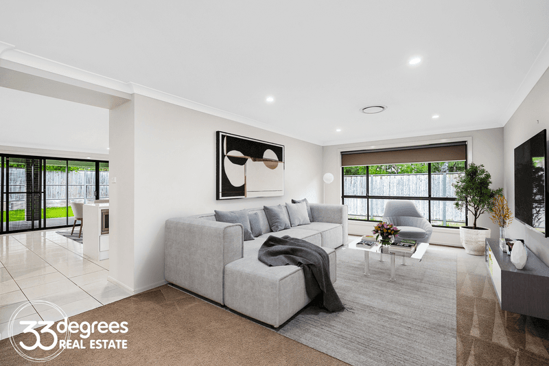 33 Oaks Street, PITT TOWN, NSW 2756