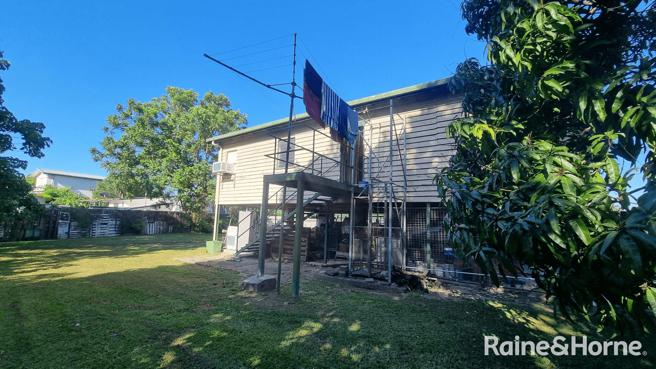 16 Junction Road, MOSSMAN, QLD 4873