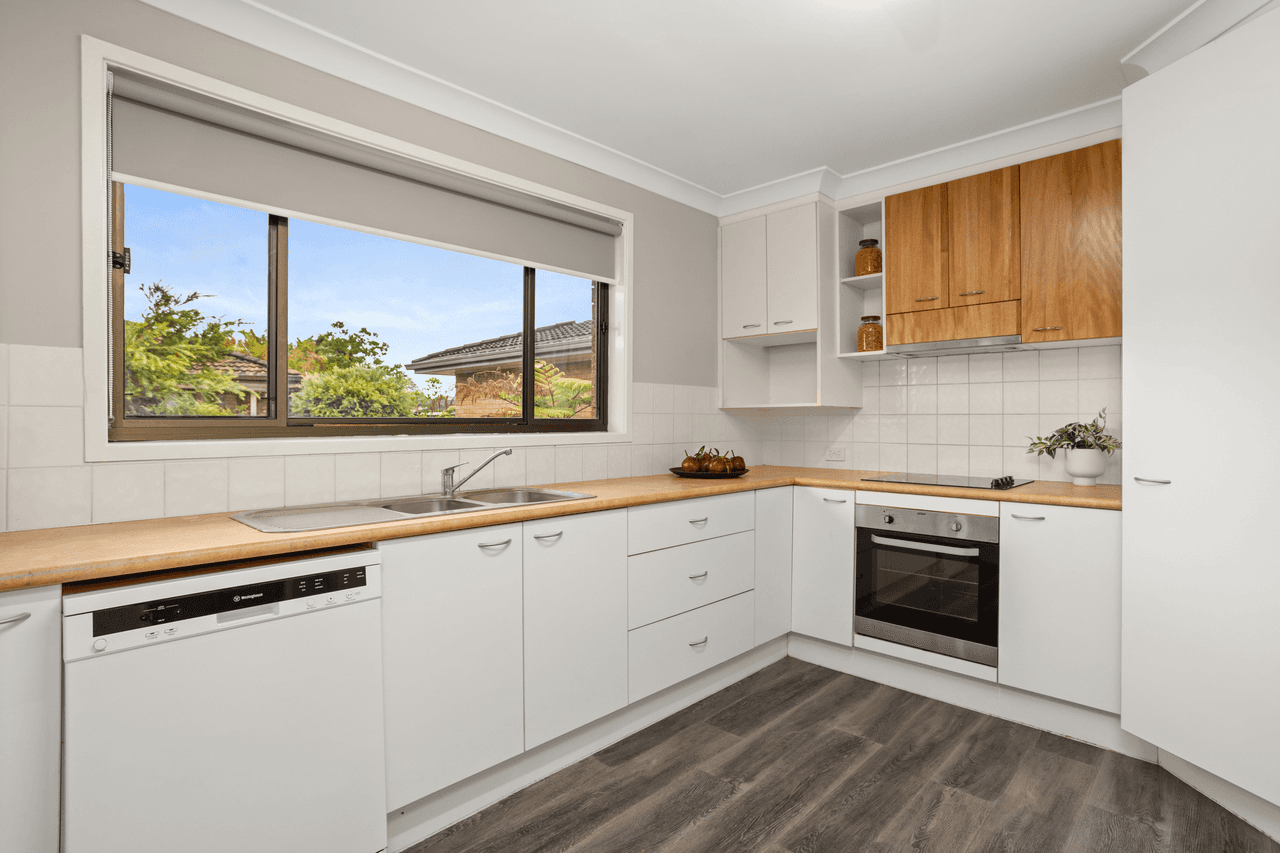 31 Amaroo Drive, TAREE, NSW 2430