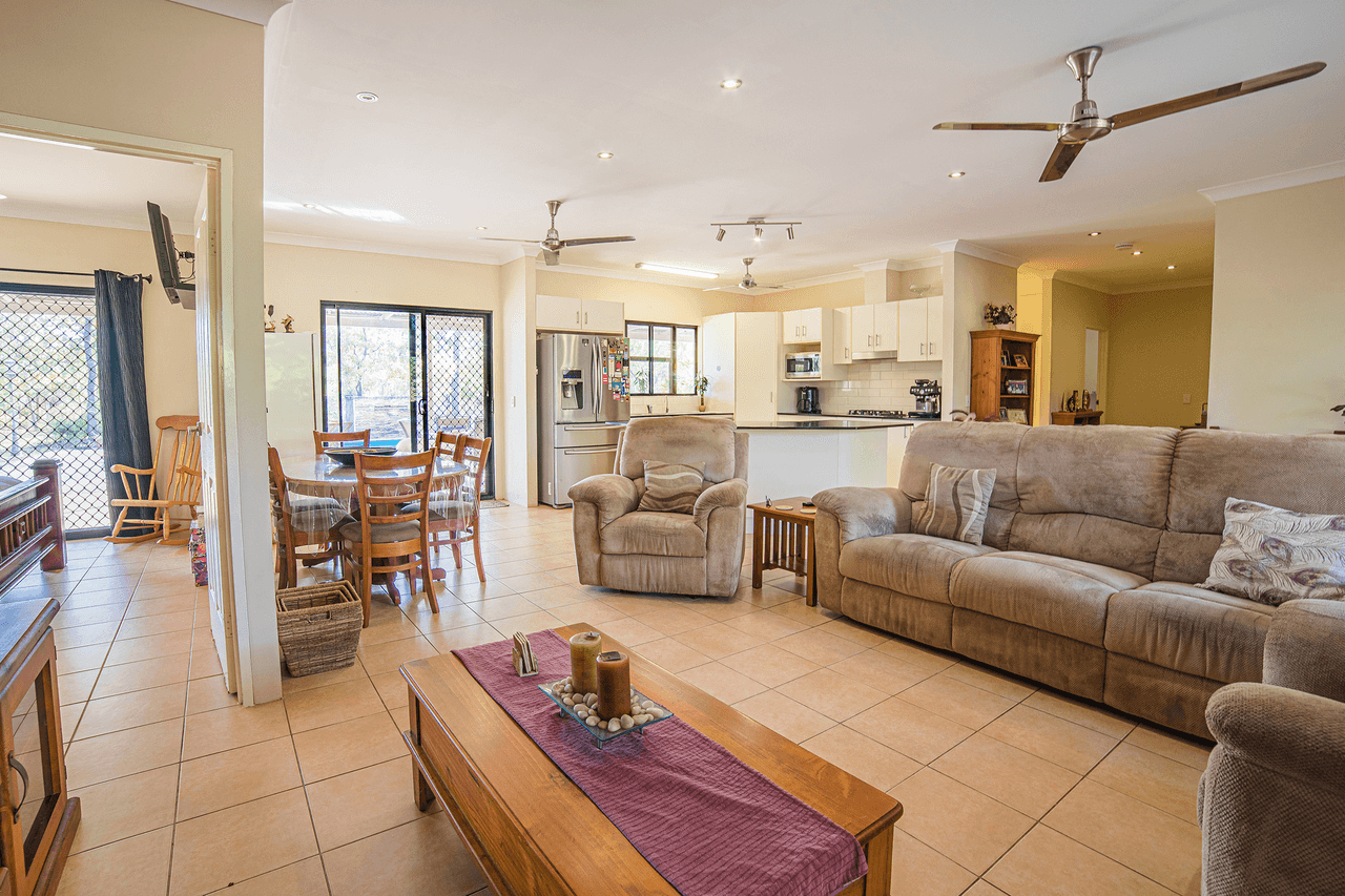 67 Cockatiel Road, LLOYD CREEK, NT 0822