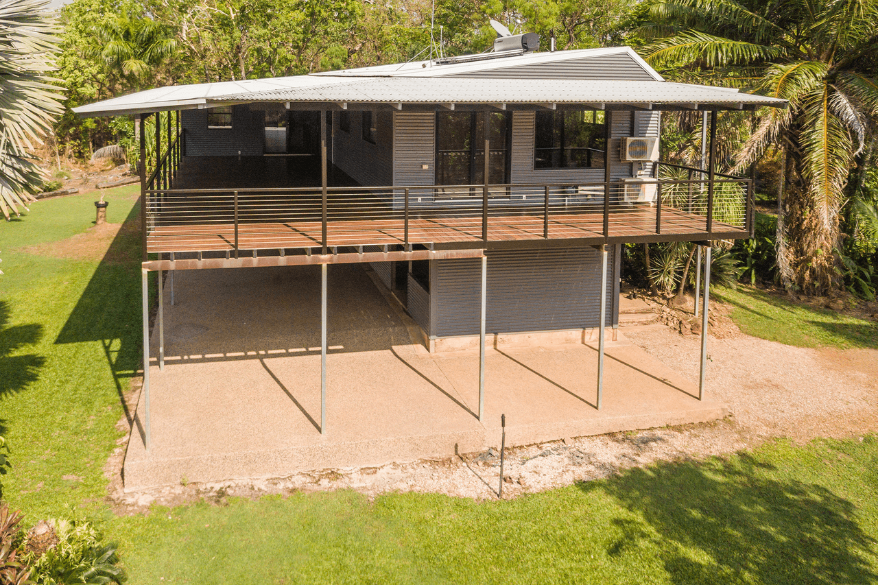 105 Guys Creek Road, ACACIA HILLS, NT 0822