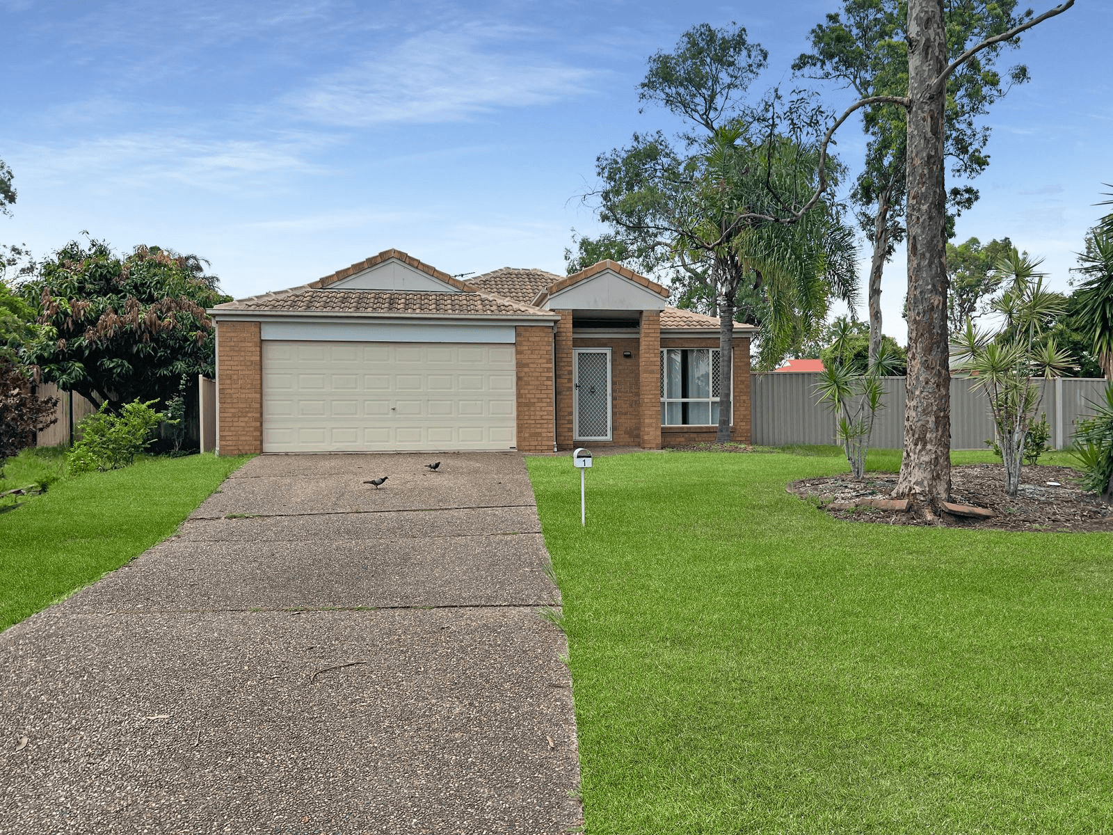 1 Central Street, Forest Lake, QLD 4078