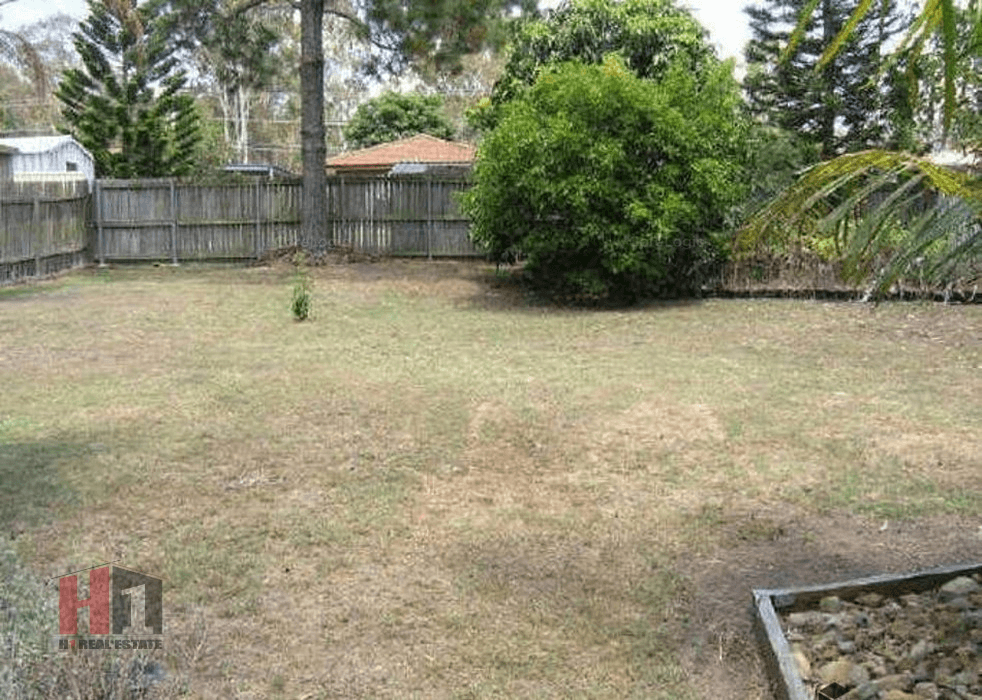 3 DEWAR Drive, LOGANHOLME, QLD 4129