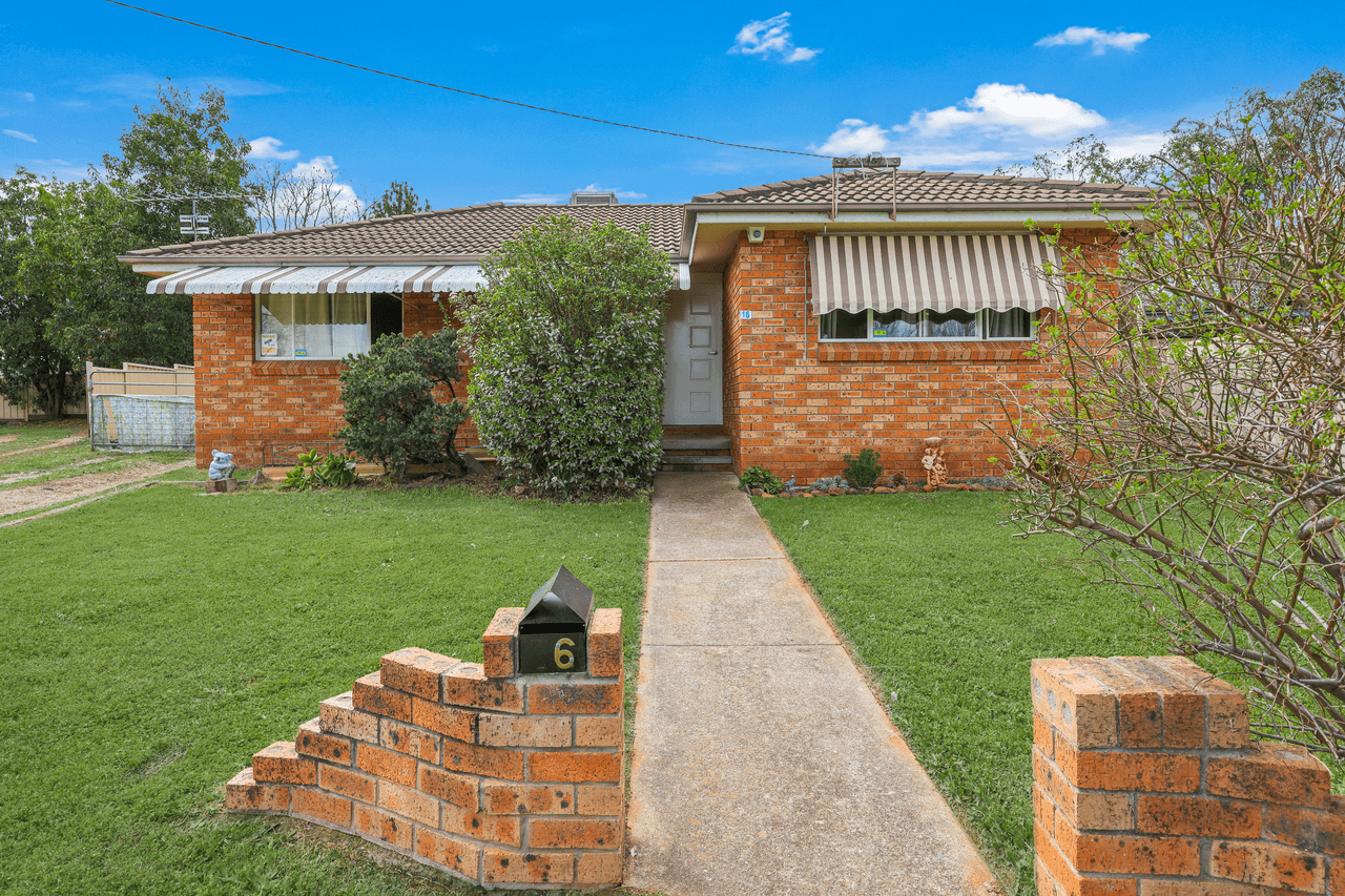 16 Hamilton Court, TAMWORTH, NSW 2340