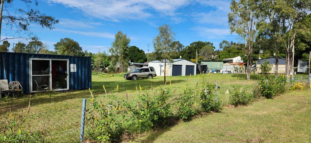 2 Mckenzie Street, MOUNT PERRY, QLD 4671