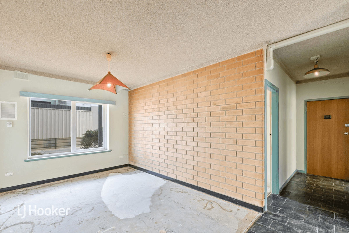 2/52 North Esplanade, Glenelg North, SA 5045