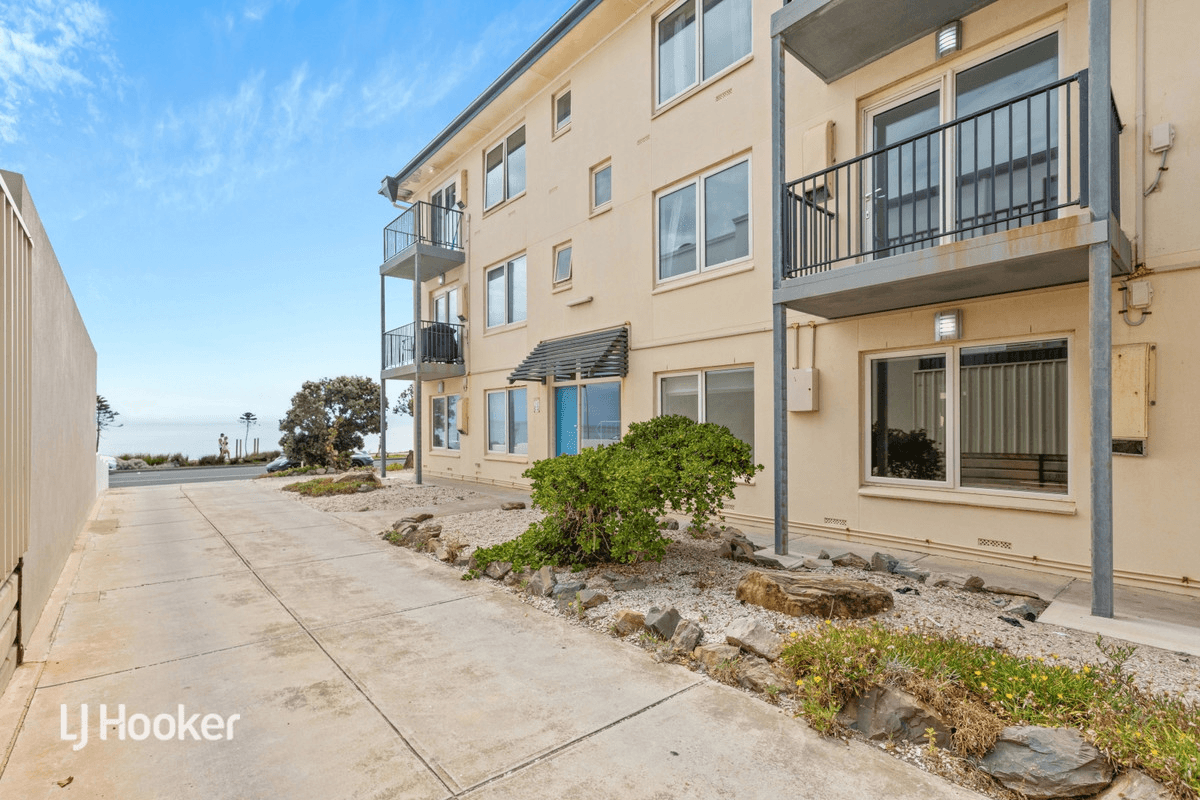 2/52 North Esplanade, Glenelg North, SA 5045