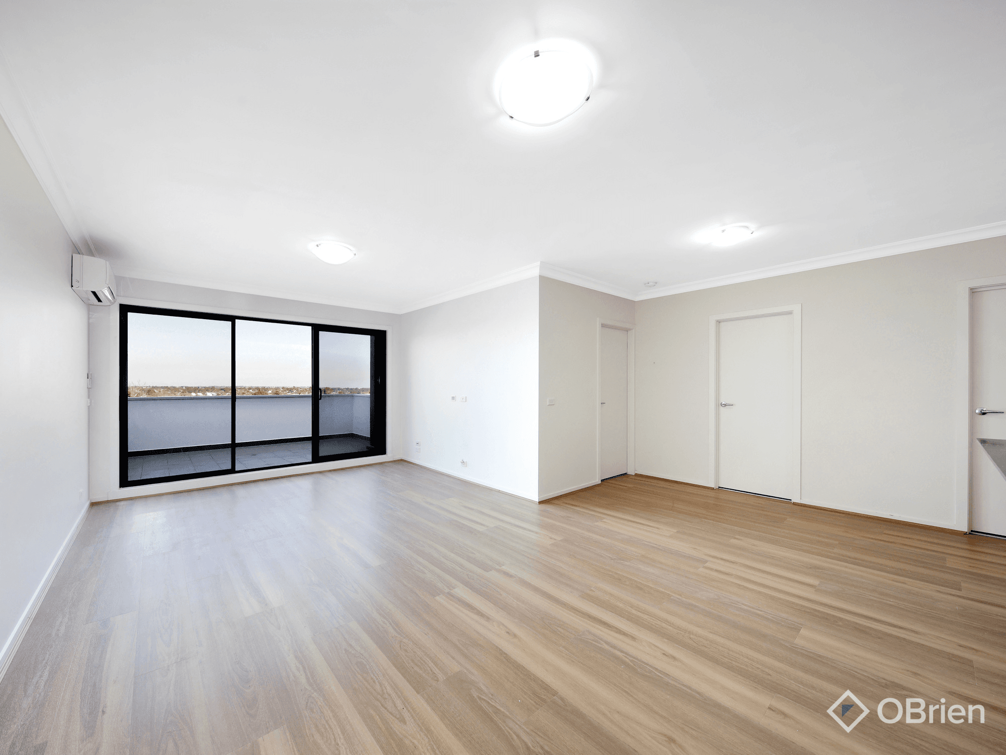 212/1042 Doncaster Road, Doncaster East, VIC 3109