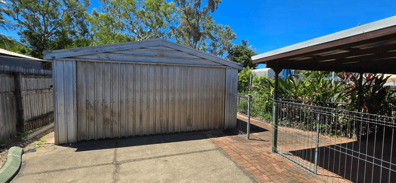 19 Atoll Street, Saunders Beach, QLD 4818