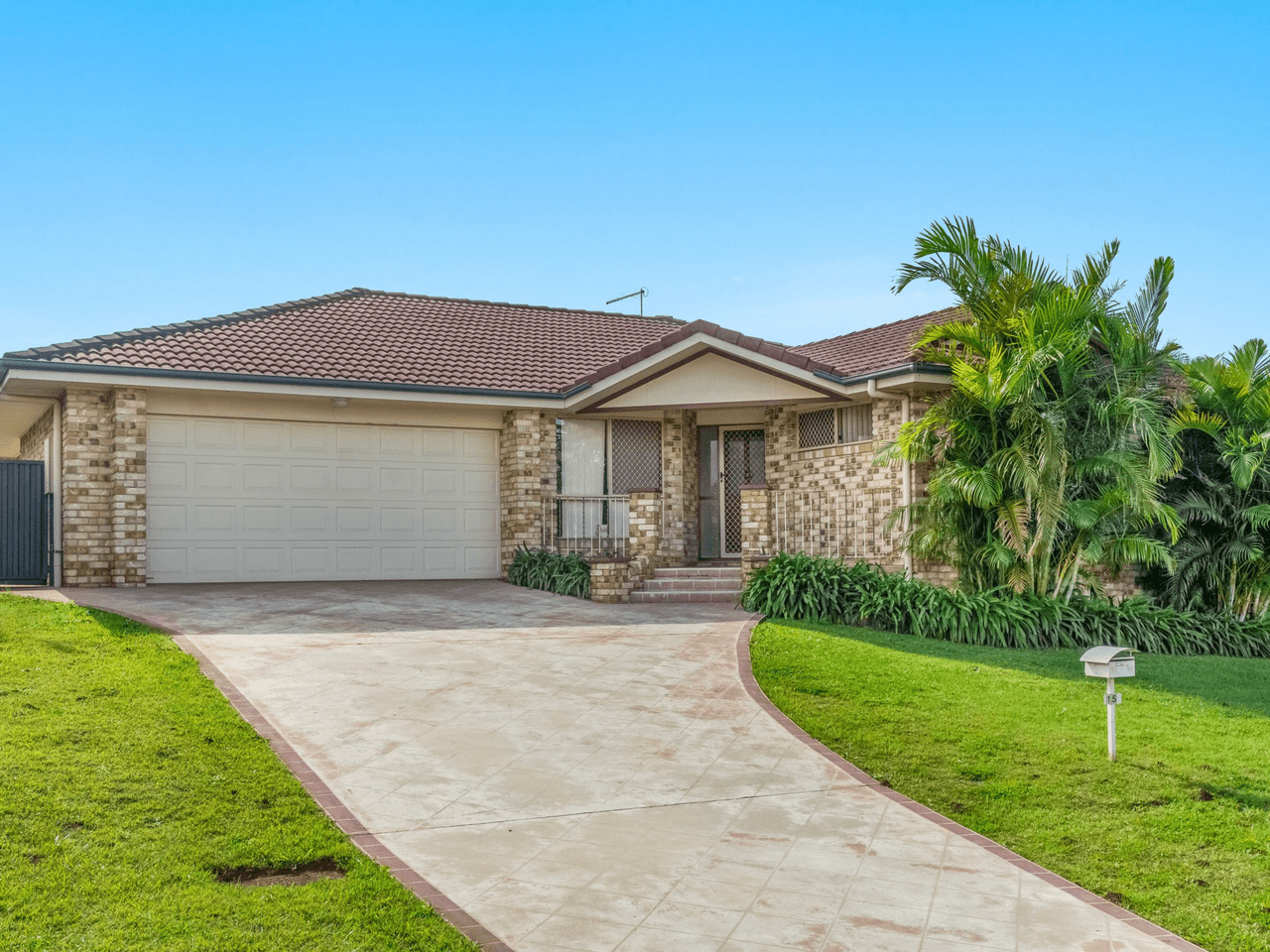 15 Hellyar Drive, WOLLONGBAR, NSW 2477