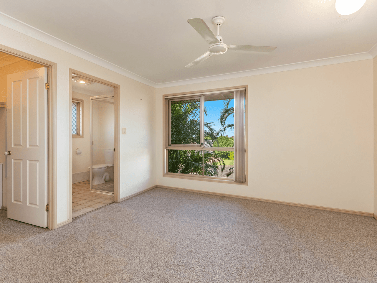 15 Hellyar Drive, WOLLONGBAR, NSW 2477