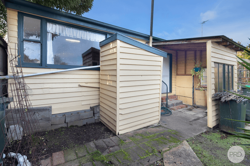 42 Peel Street South, GOLDEN POINT, VIC 3350