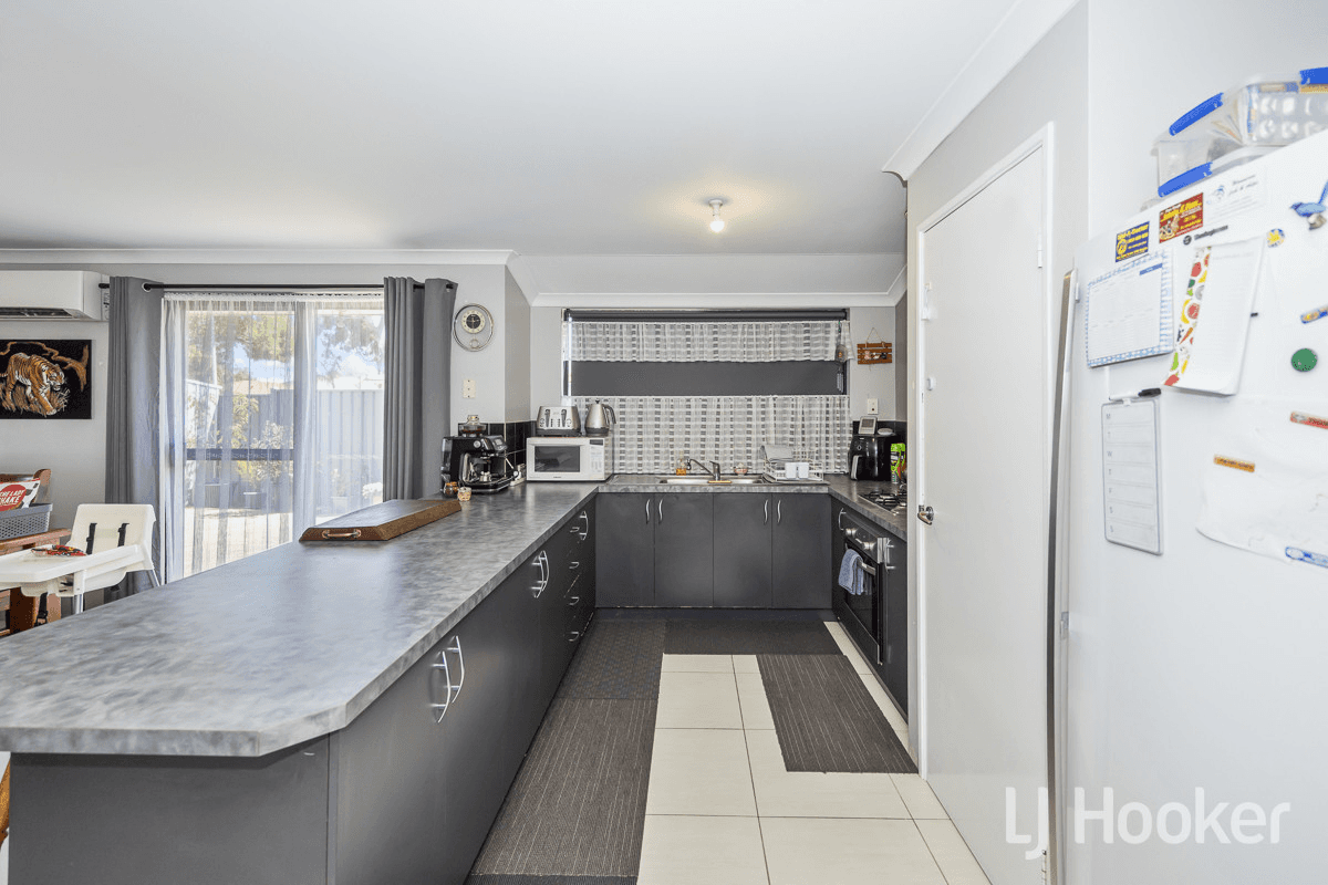 23 Frond Circuit, BANKSIA GROVE, WA 6031