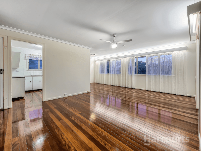 75 Lucan Avenue, ASPLEY, QLD 4034