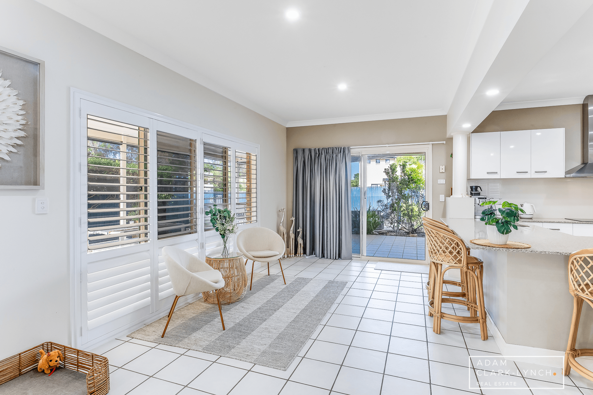 7 Cambria Court, Newport, QLD 4020