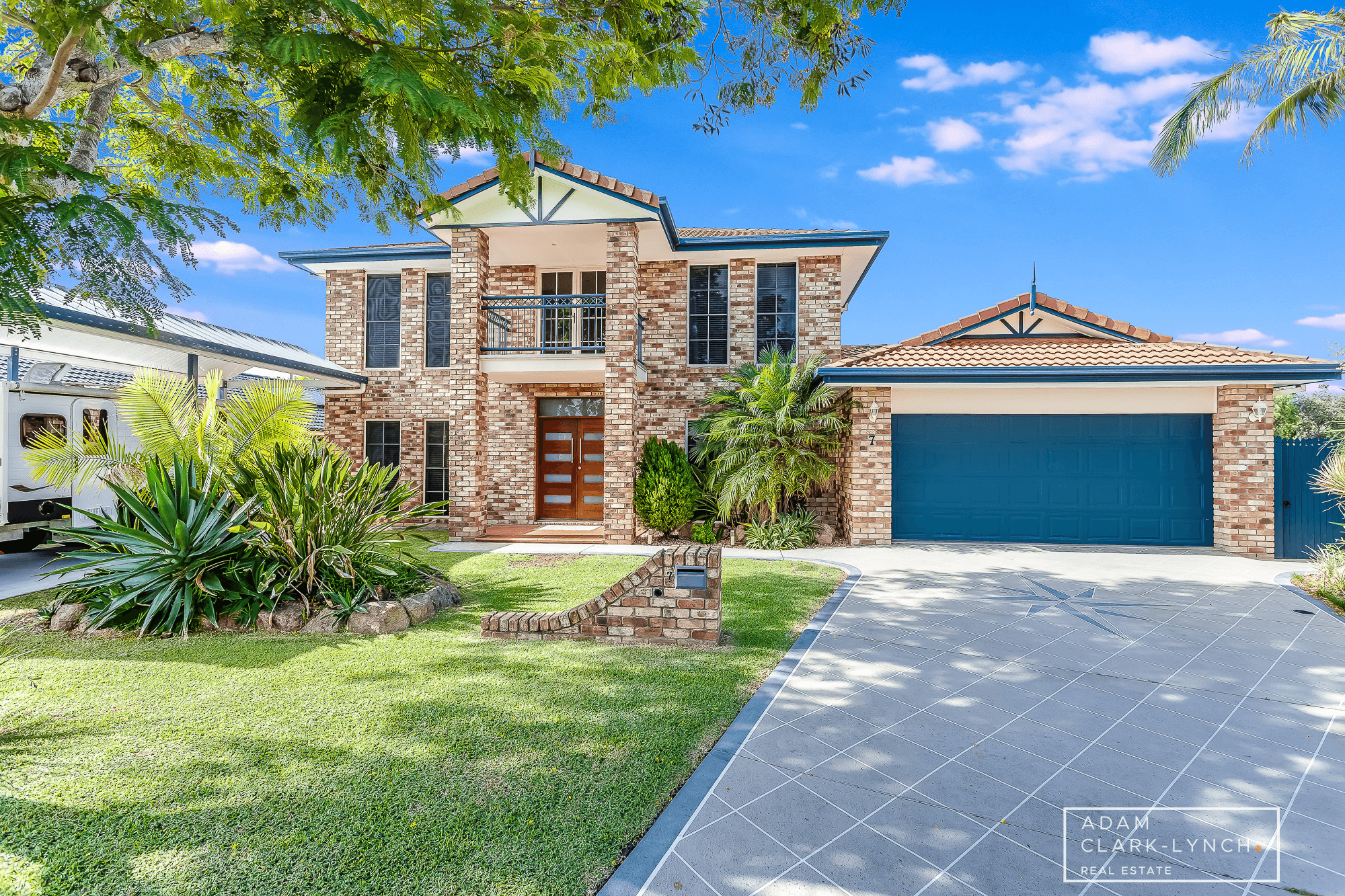 7 Cambria Court, Newport, QLD 4020