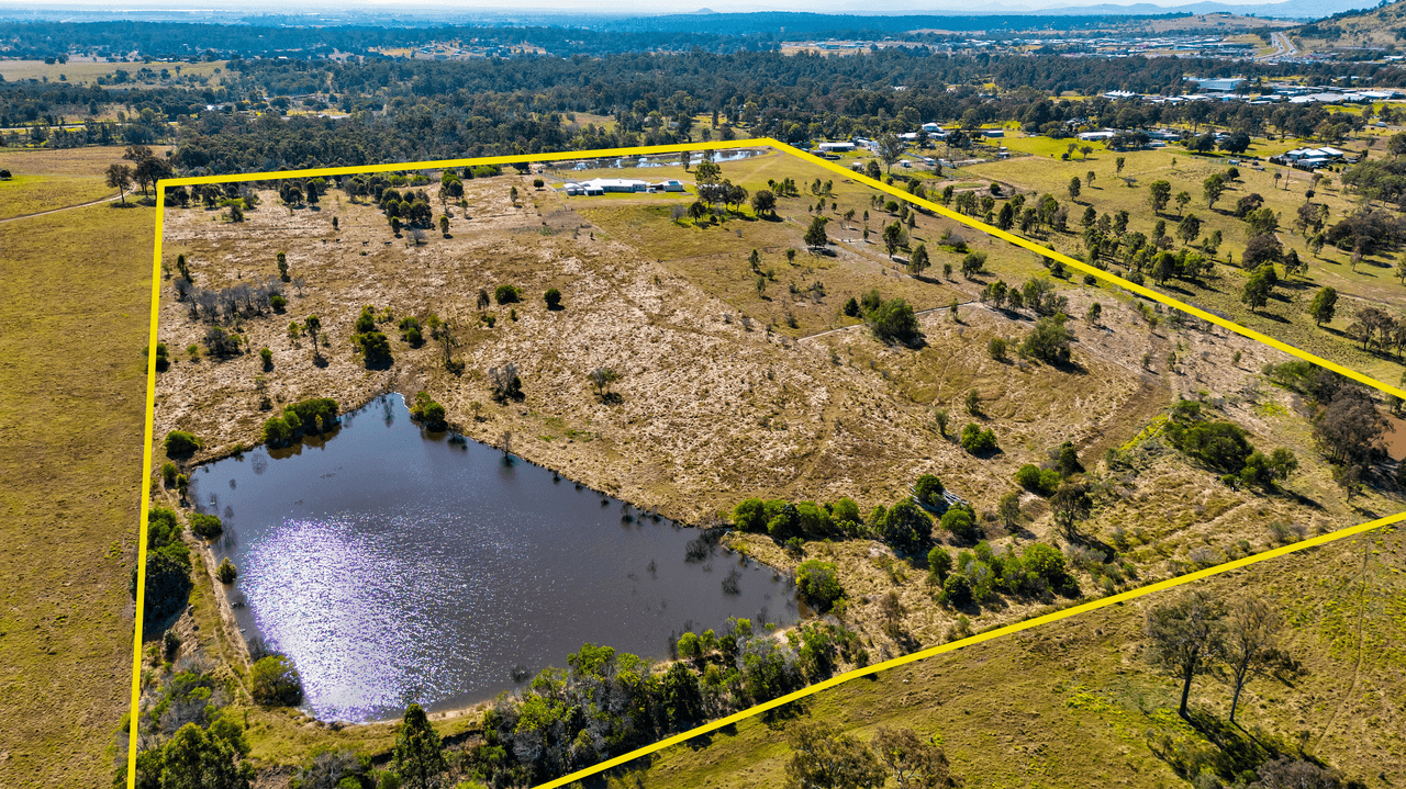 13 Zabel Drive, PLAINLAND, QLD 4341