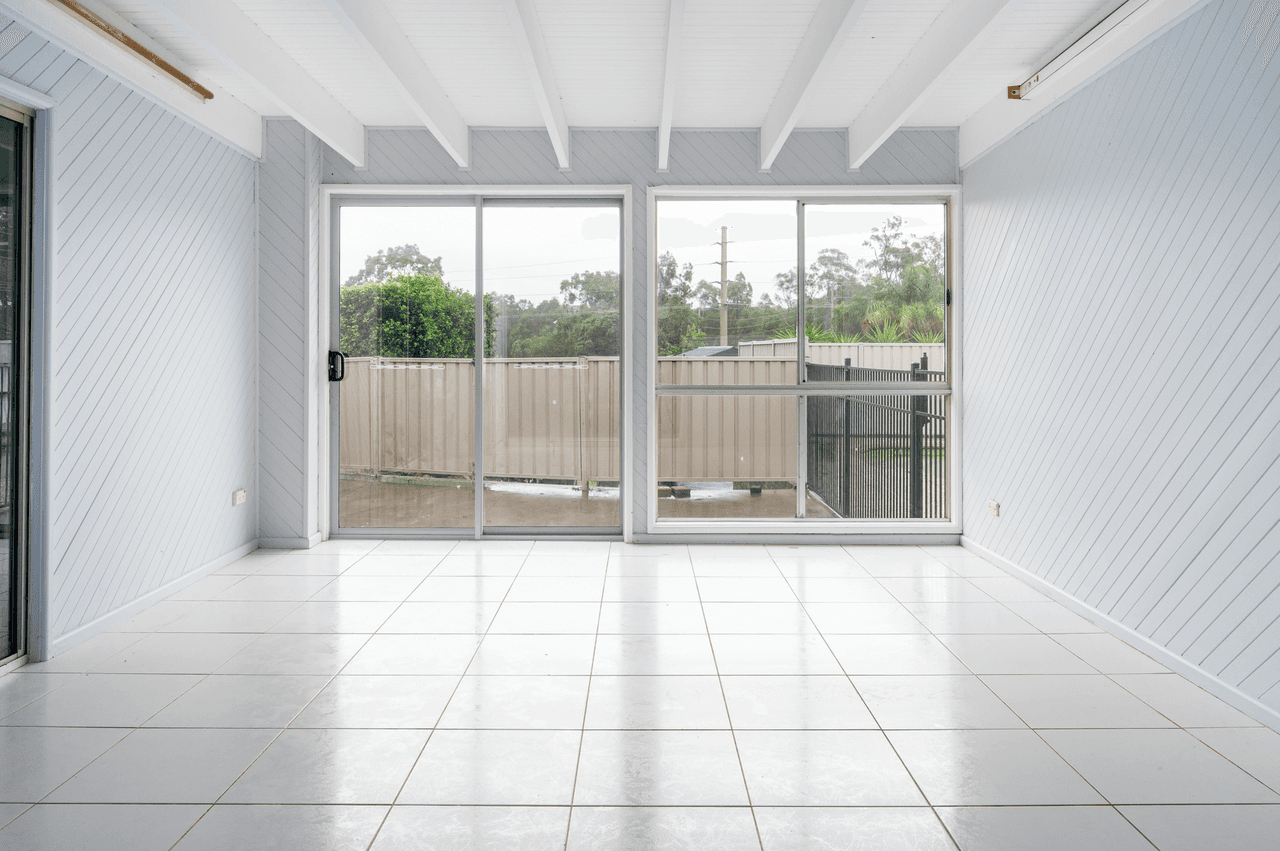 4 Woolley Close, THORNTON, NSW 2322