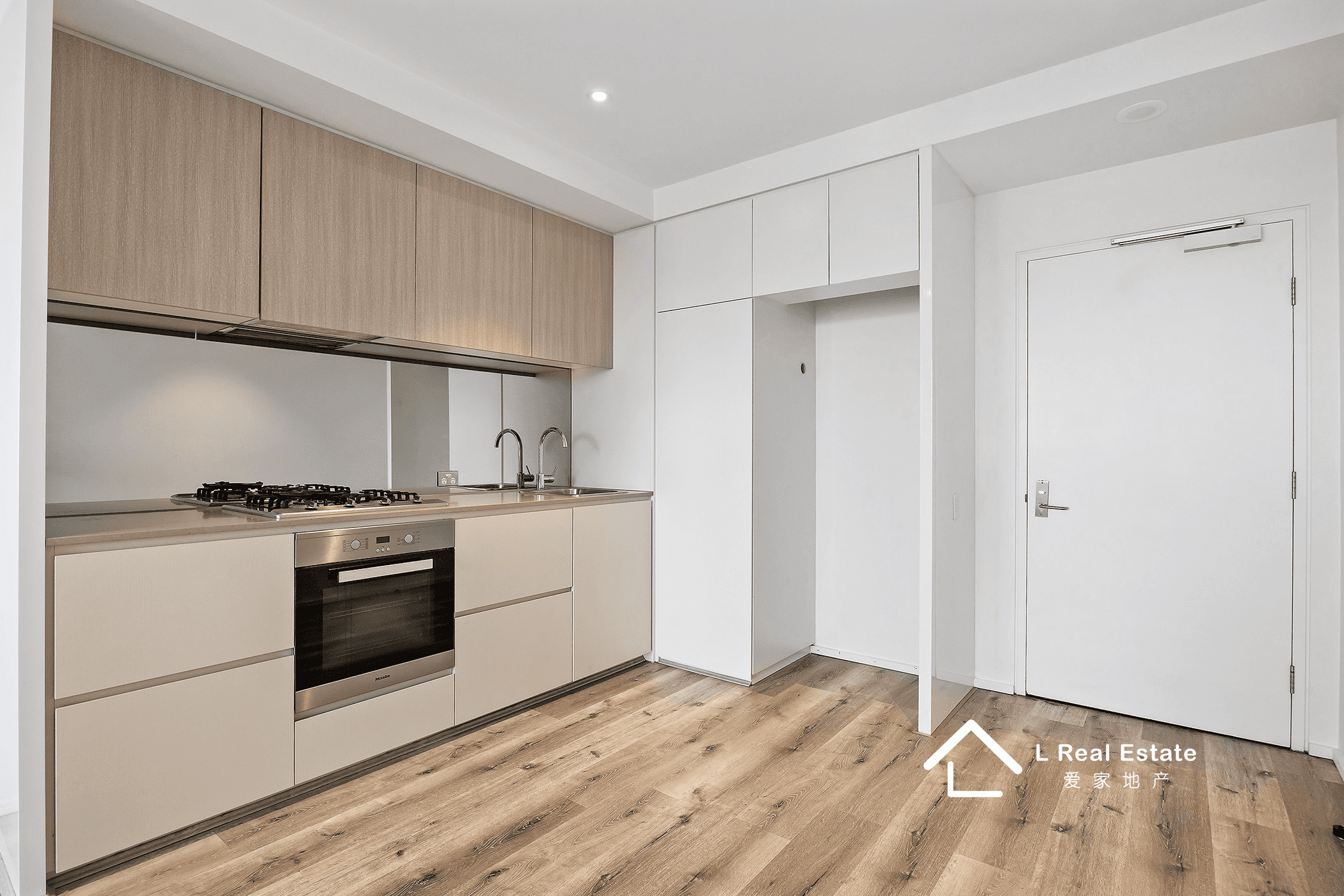 1701S/883 Collins Street, DOCKLANDS, VIC 3008